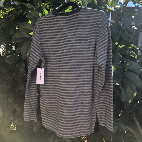 Hurley Striped Long Sleeve Crew Neck - Blue & Gray - Medium NWT - Picture 3 of 16